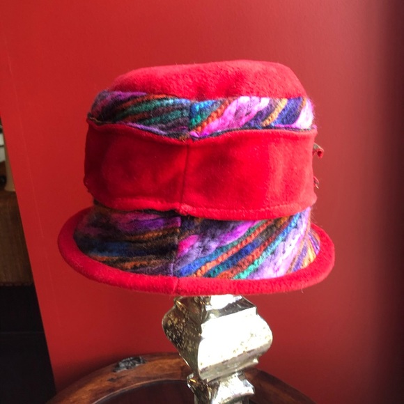 Red CC multi color yarn fleece beaded hat - Picture 8 of 8